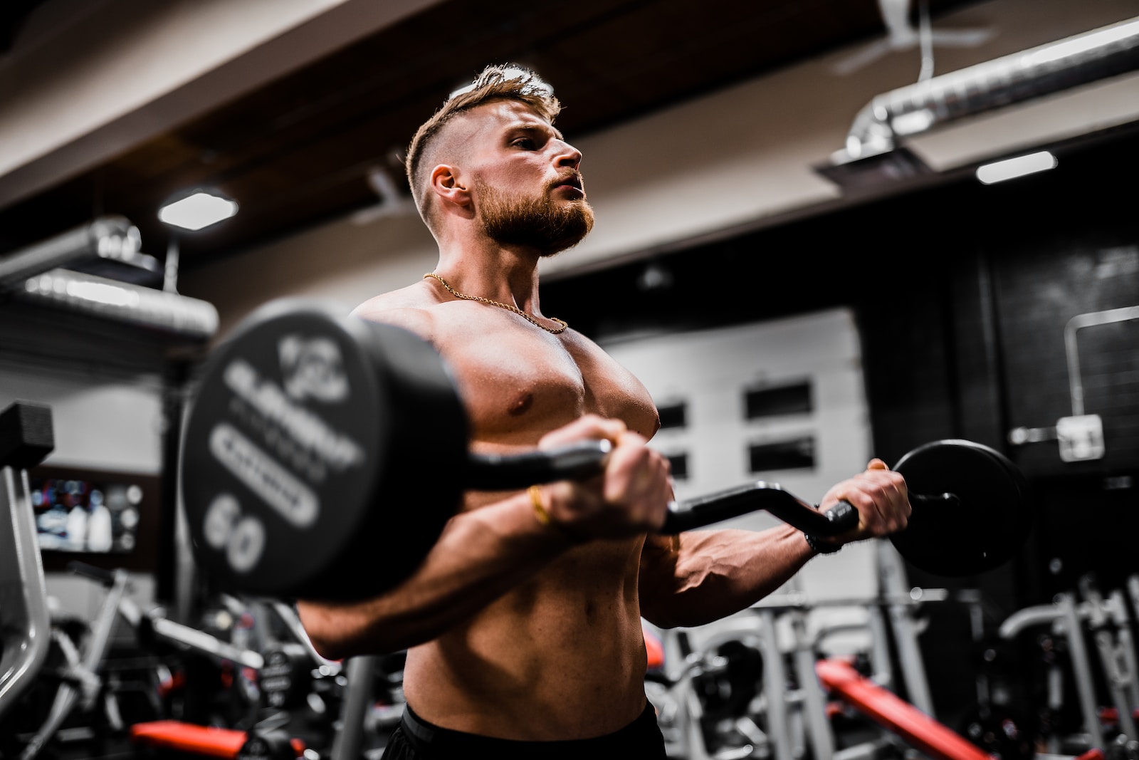 Pop Your Bicep Veins: 5 Exercises Guaranteed To Bulge Your Biceps